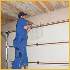 Community Garage Door Service Fort Worth, TX 817-886-8285 - side-garage-door-repair-10-48m
